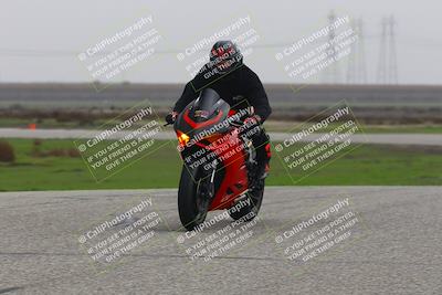 media/Nov-30-2025-TrackDaz (Sun) [[d8b22663df]]/B Group/Session 5 (Wheelie Bump)/